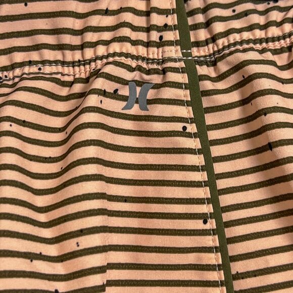 Hurley Women's Phantom Southside Waverider Board Shorts Cream/Green Size S - Picture 2 of 7